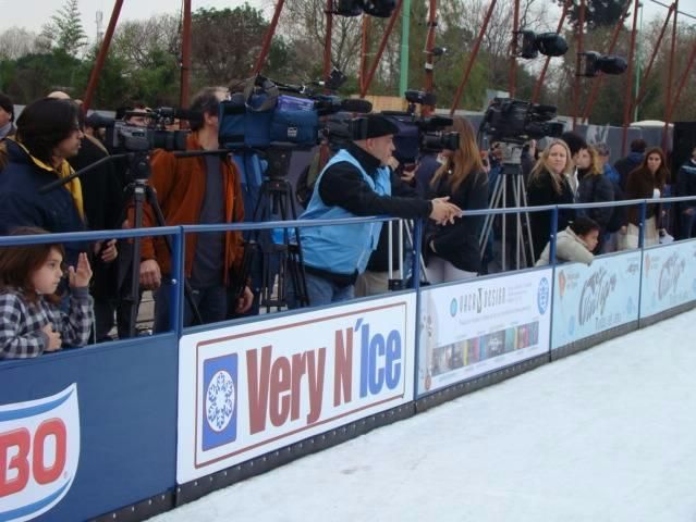 InauguraciÃ³n Pistas de Hielo Very N'Ice Alquiler y Venta